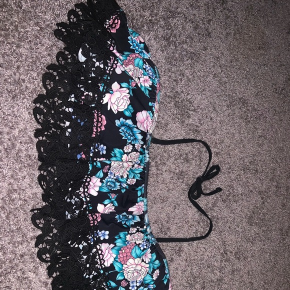 Bathing Suit Top - Picture 1 of 4